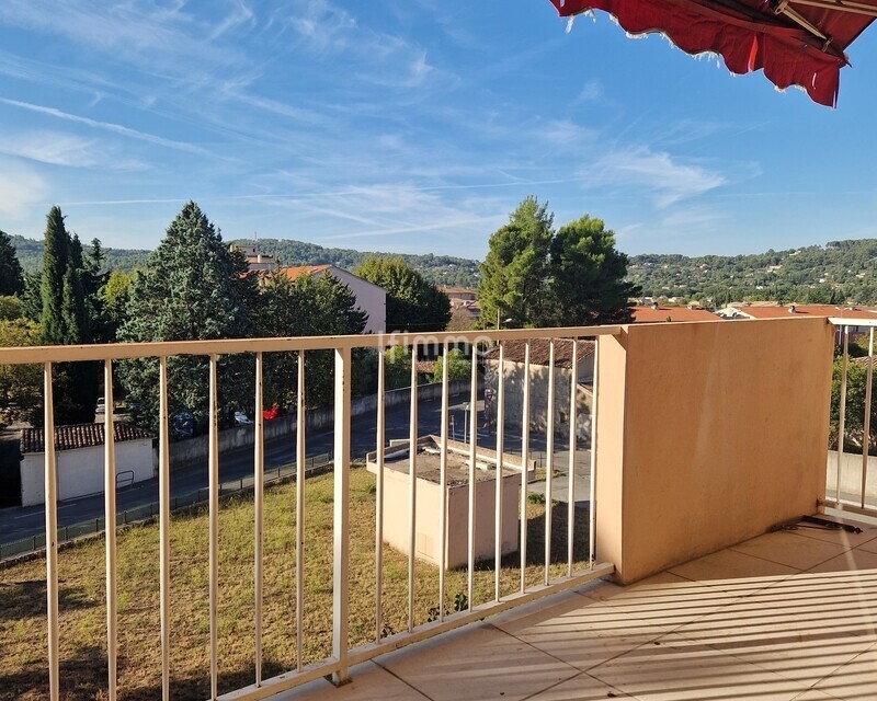 Appartement T3 avec terrasse et cave - 20250918 092315