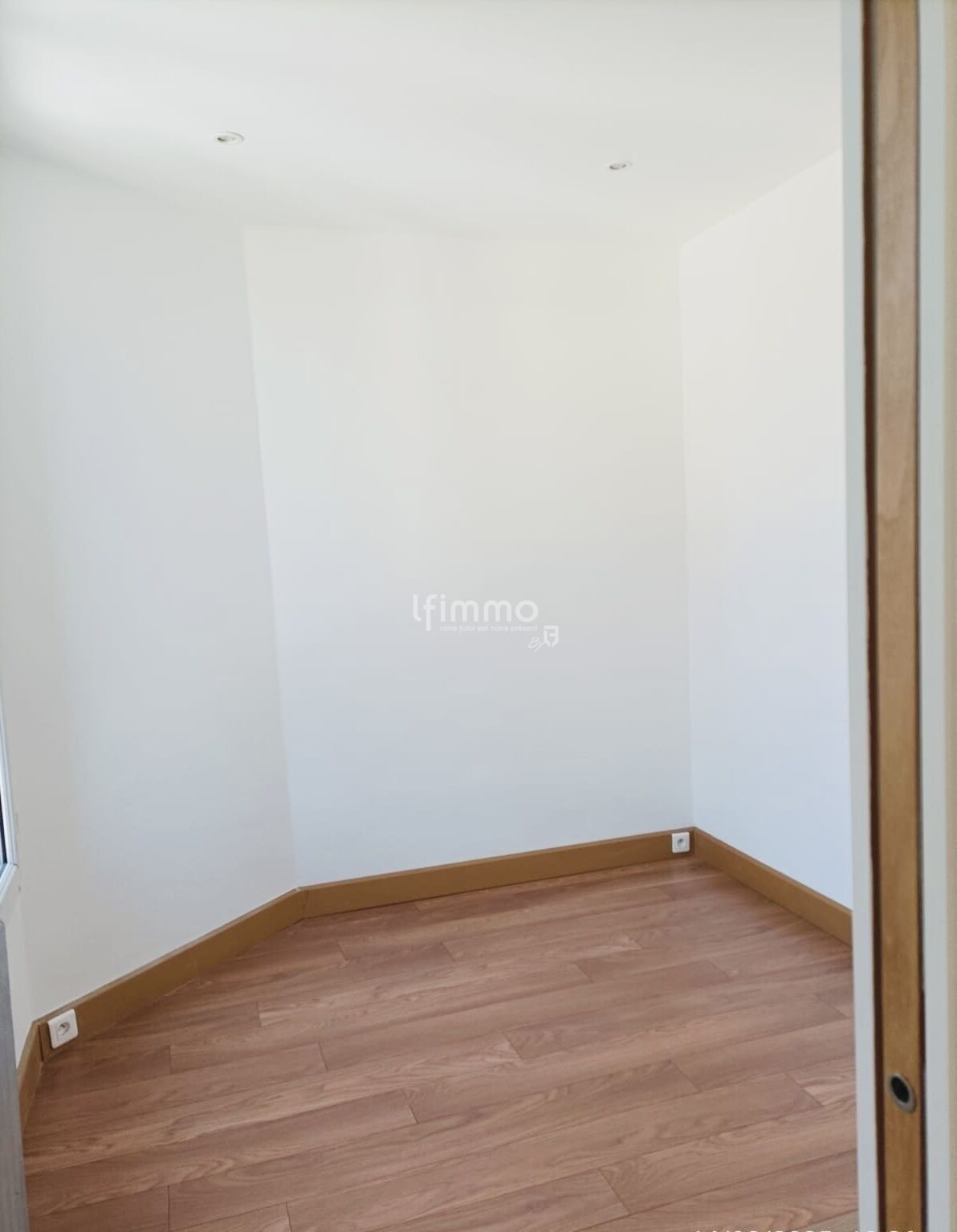 Maison rénovée à Villejuif – À 15 min de Châtelet ! - D244e8a2-9d01-4bb6-9437-4378de61f01f