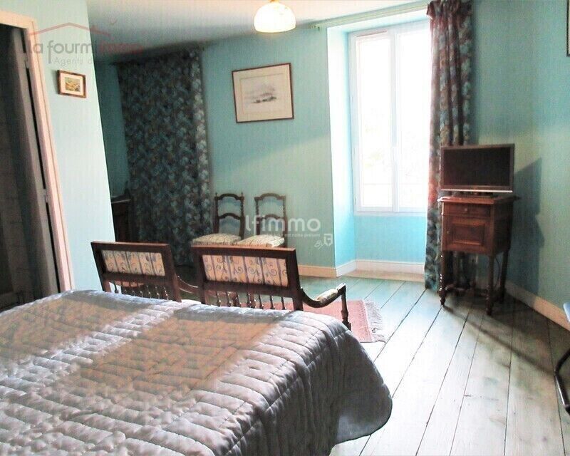 Belle Girondine - Fe085dc1-8b56-44d7-87ed-e7078cb39b0d-m