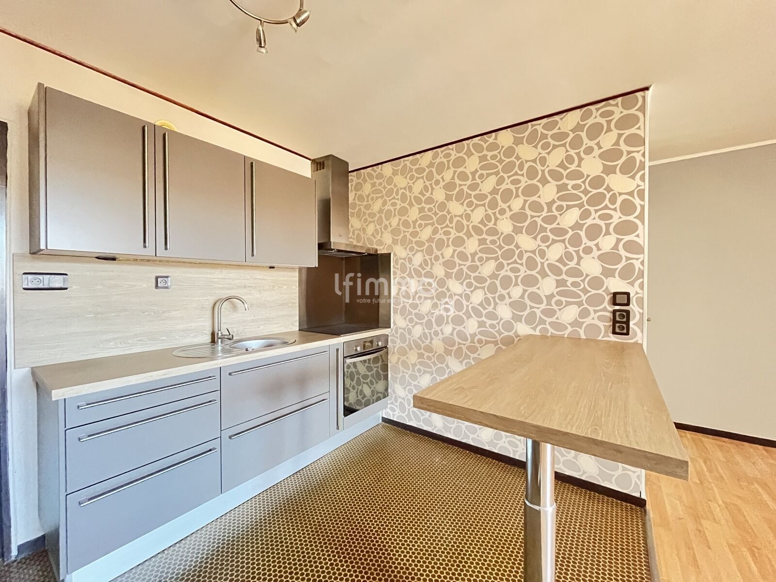 Idéal 1er achat T2 avec balcon  - Img 1388