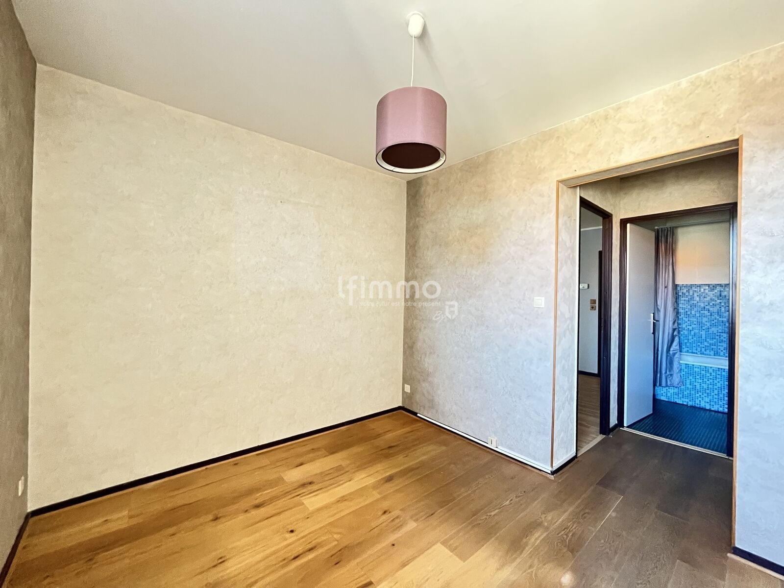 Idéal 1er achat T2 avec balcon  - Img 1400