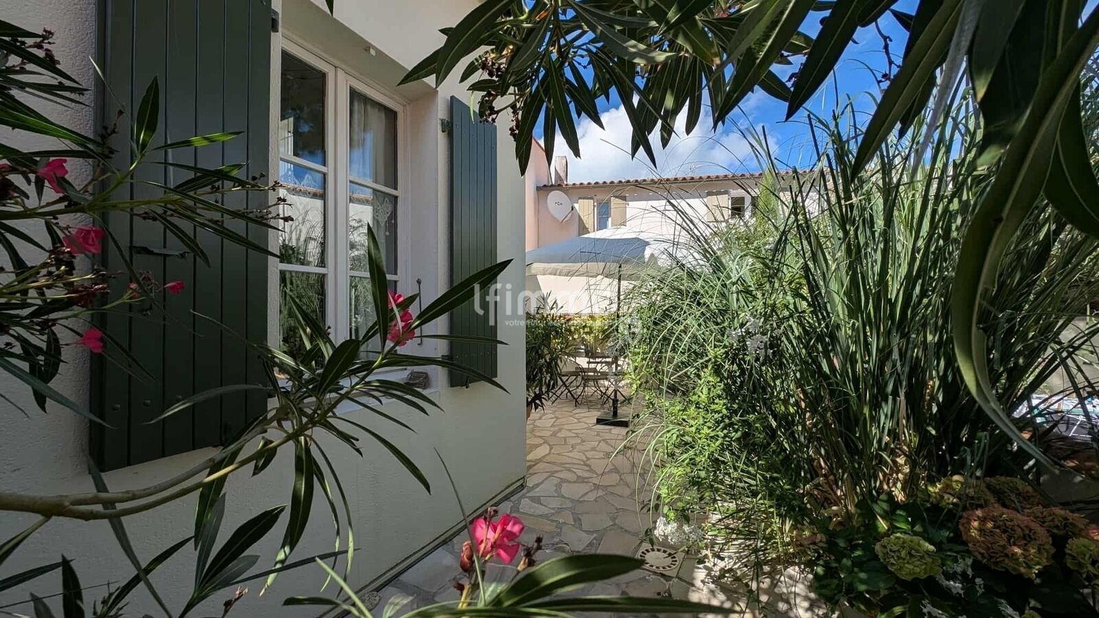 Un lot de deux logements a vendre au bord de mer  - Unknown-317