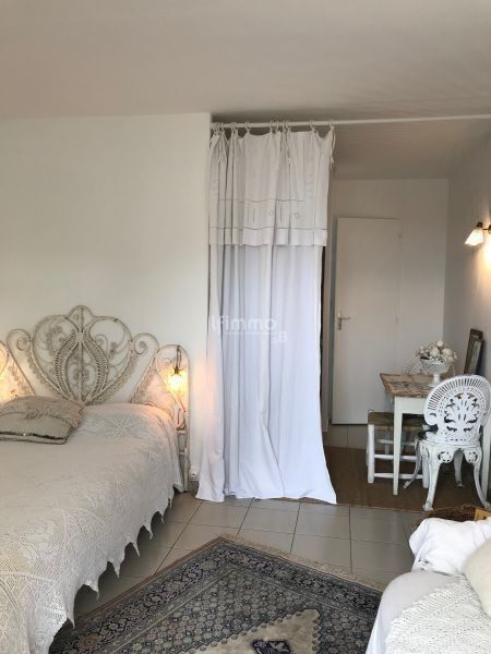 Un lot de deux logements a vendre au bord de mer  - studio