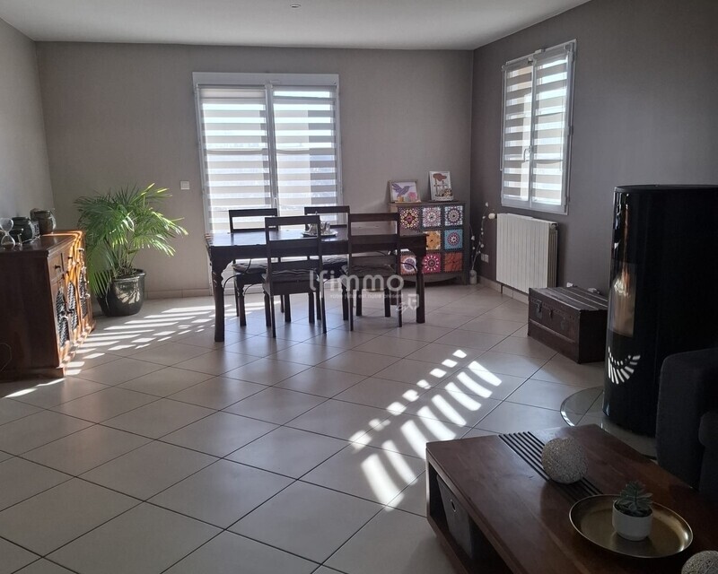 maison lumineuse de 177 m2 + r1 à Penchard 77 - 5c6f5787-77e7-4746-bd98-14554719832d