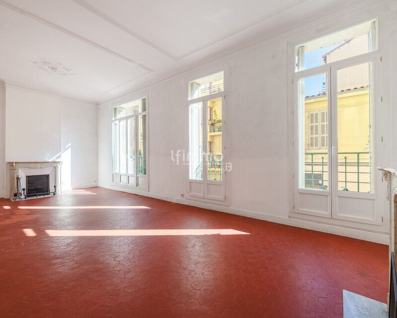 Marseille 6ème / Appartement - Er-1