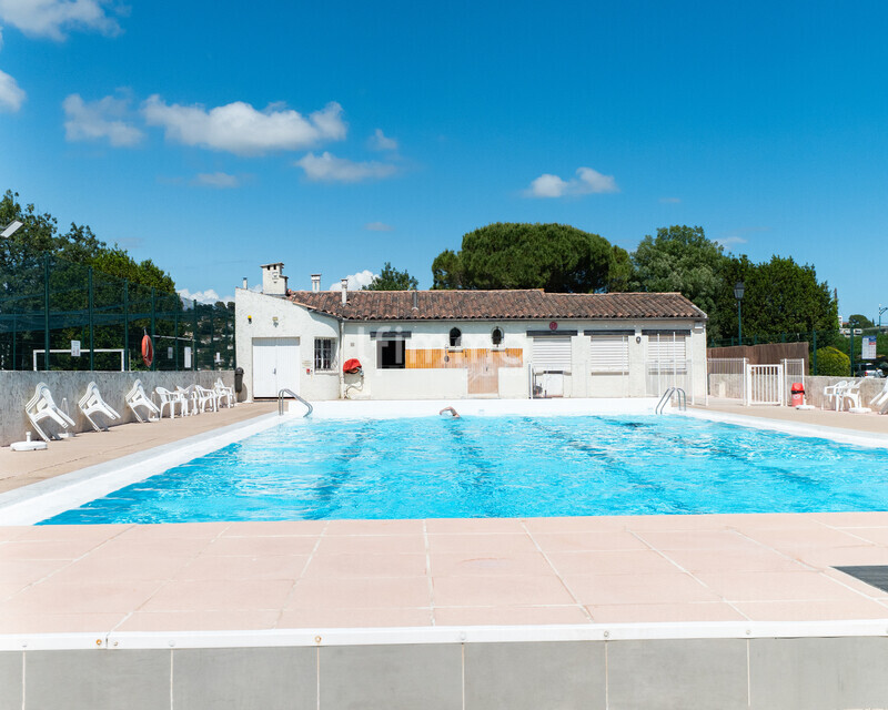 Hameaux du Soleil, maison avec jardin, piscine, tennis & commerces - P1175443
