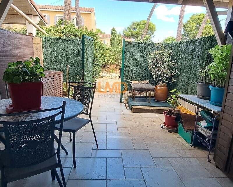 Logement avec terrasse couverte - 20250926 131800