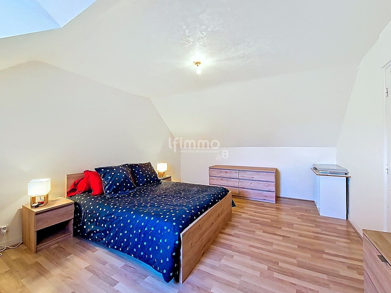 Maison 4 pièces – 85 m² – Elliant (29370) - Le-fur 00102