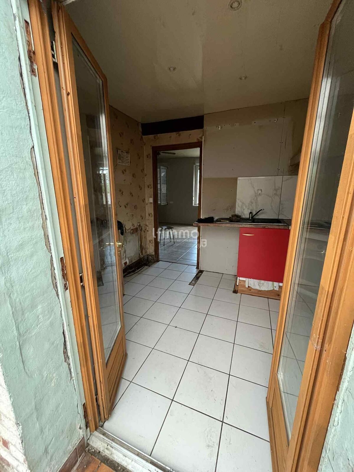 maison semi mitoyenne - 5c7be229-e039-44b3-b39b-bacc0e36f521