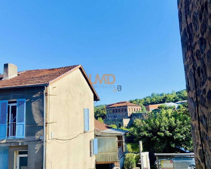 maison avec 3 appartements - A249f3e9-5041-4e72-870a-f14dcb15fcbe