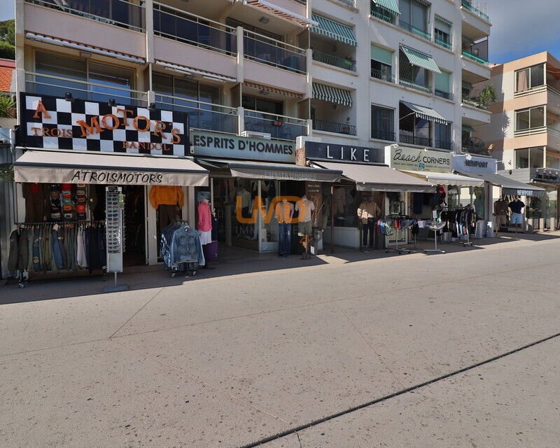 Droit au Bail Tous Commerces - Emplacement n°1 Quai du Port - Parking - Img 2661