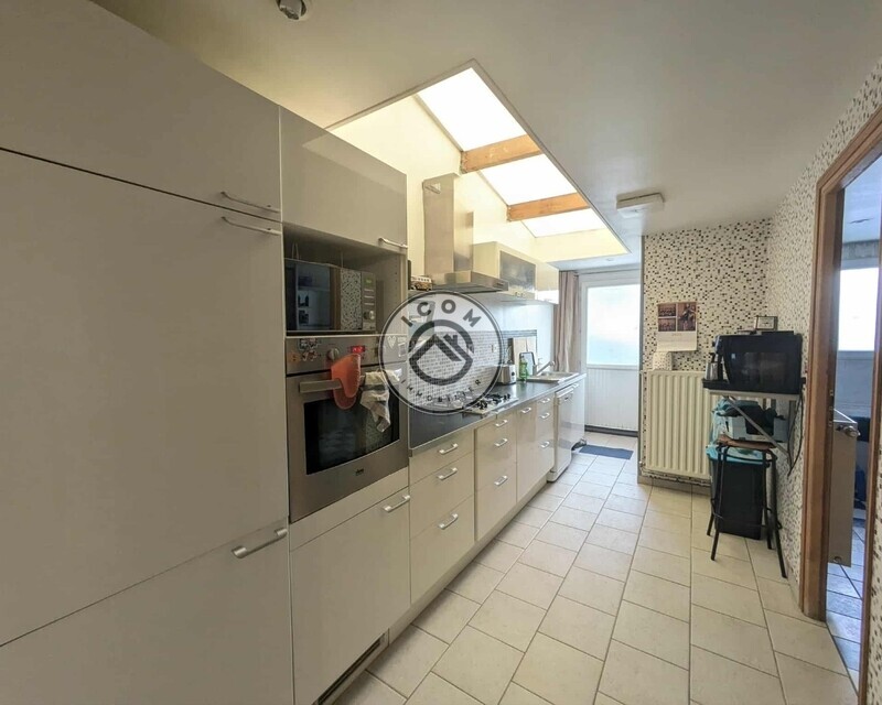 Maison mitoyenne 3 chambres  - Img-20250925-wa0003