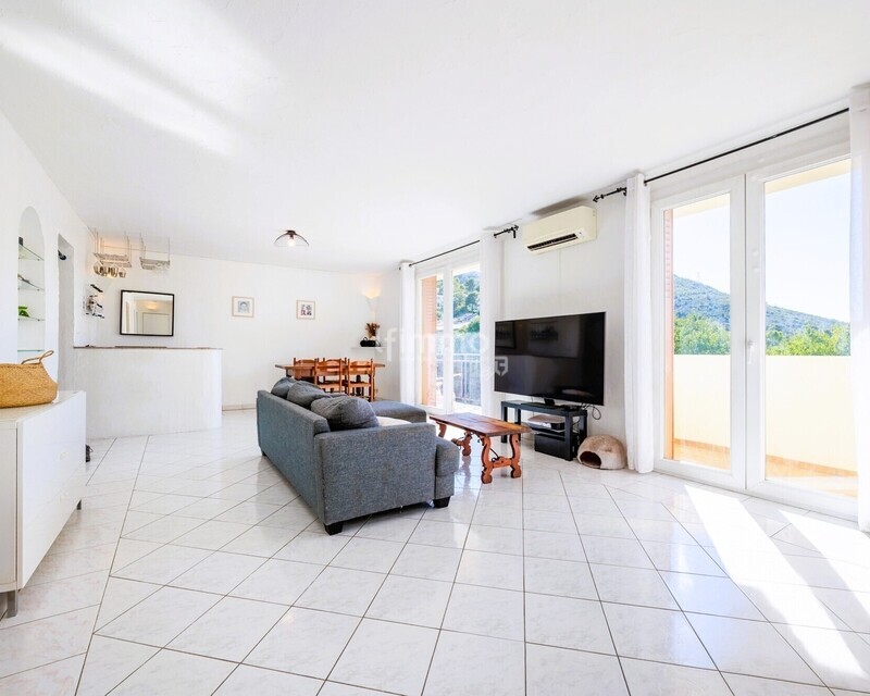 4 pièces lumineux/ Extérieur / Marseille 11ème - Phsalon2