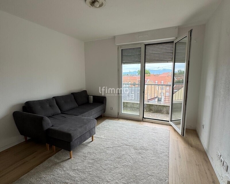 bel appartement F2 en duplex au centre ville - Whatsapp image 2025-09-25 at 15.17.11  3