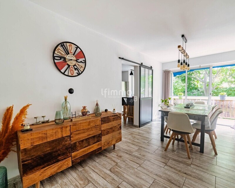 Appartement T4/T5 refait à neuf et sa terrasse - 13010 - Img 0830