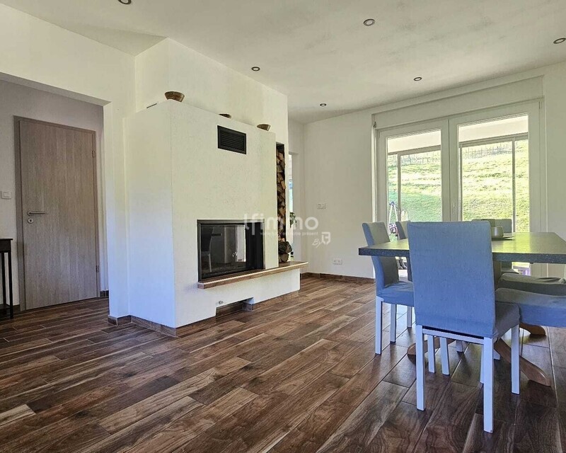 Charmante maison familiale au cadre verdoyant - Salle à manger