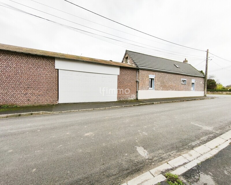 à vendre sur queant - Img 20251022 193938