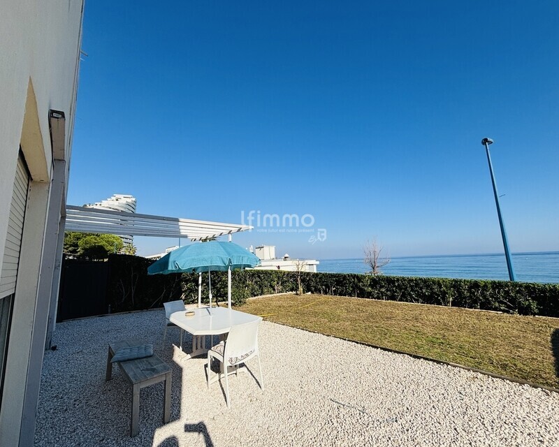 Front de mer, Appartement-maison avec jardin 175 m² - Img 3665