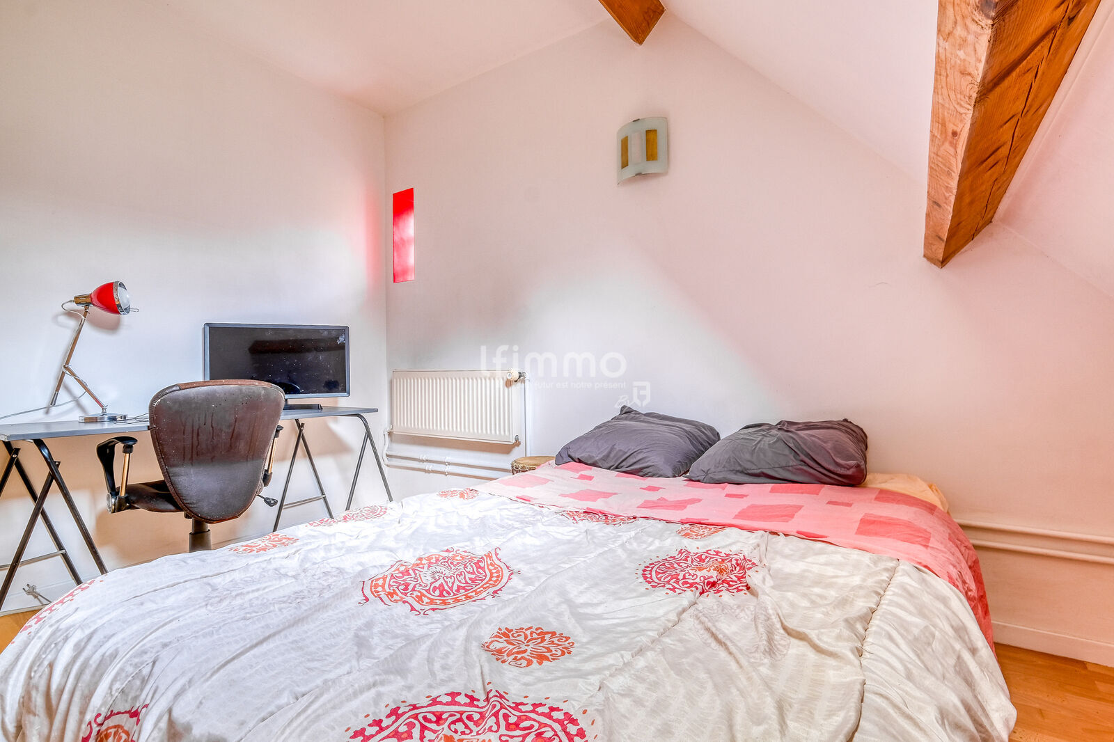 Maison 155 M², 4 Chambres, terrain 1224 M² - Couilly-42