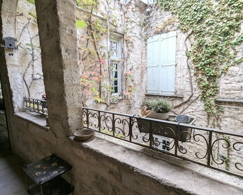 Hôtel particulier du 18ᵉ siècle - Pxl 20251020 135037304