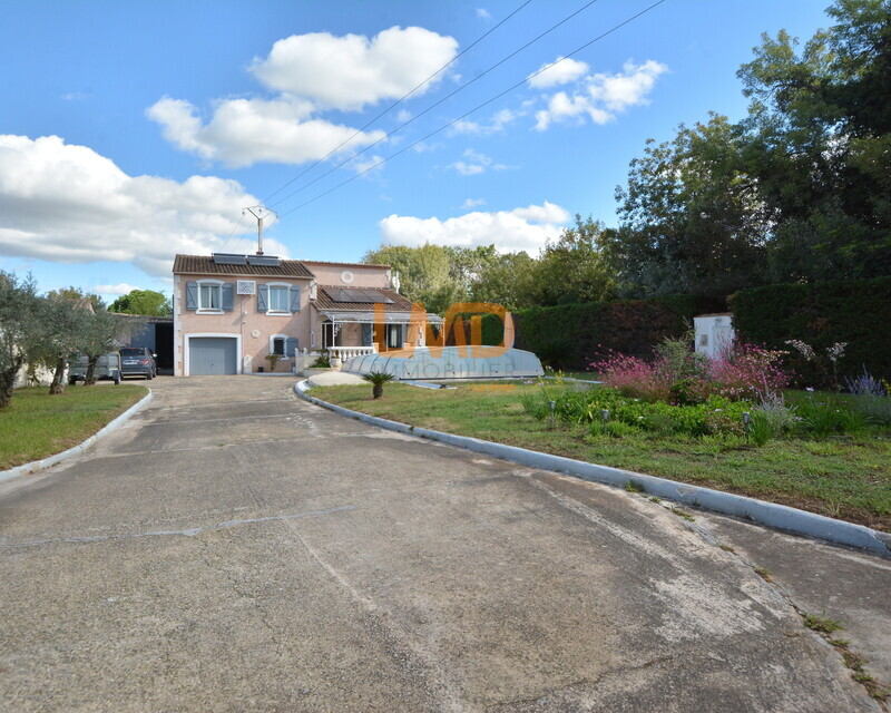 Grand terrain piscine atelier garage studio  - Vez 4687