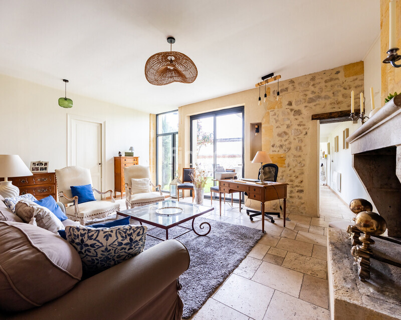 Maison de ville - 150 m2 - Transports et commerces à pied - Carr4046