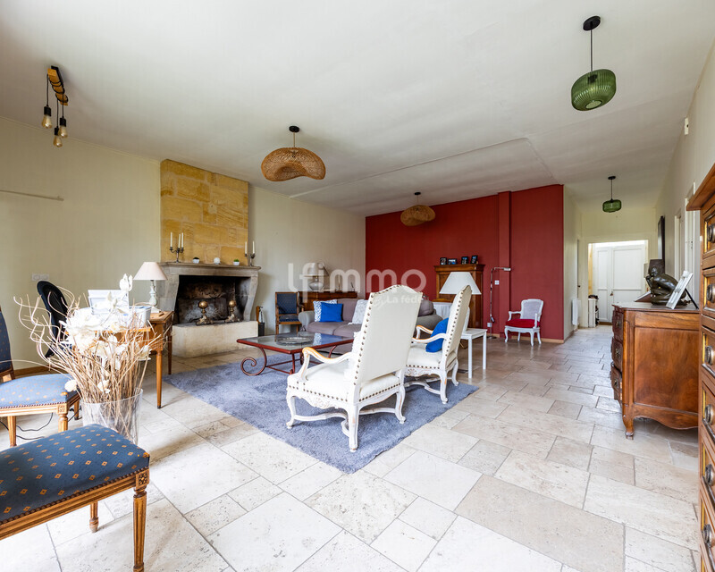 Maison de ville - 150 m2 - Transports et commerces à pied - Carr4040