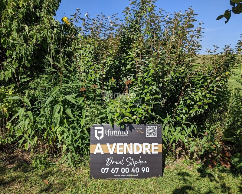 Terrain à bâtir 700 m² avec bâtiment agricole - Pxl 20240822 135157189