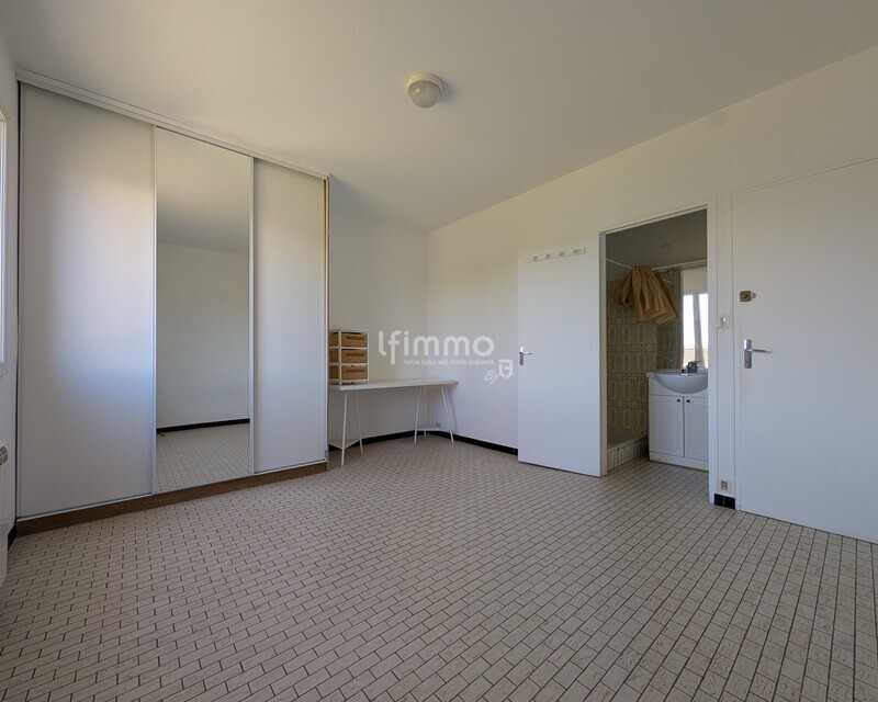 Grande maison familiale ou projet d’investissement  - Pxl 20250429 143308415