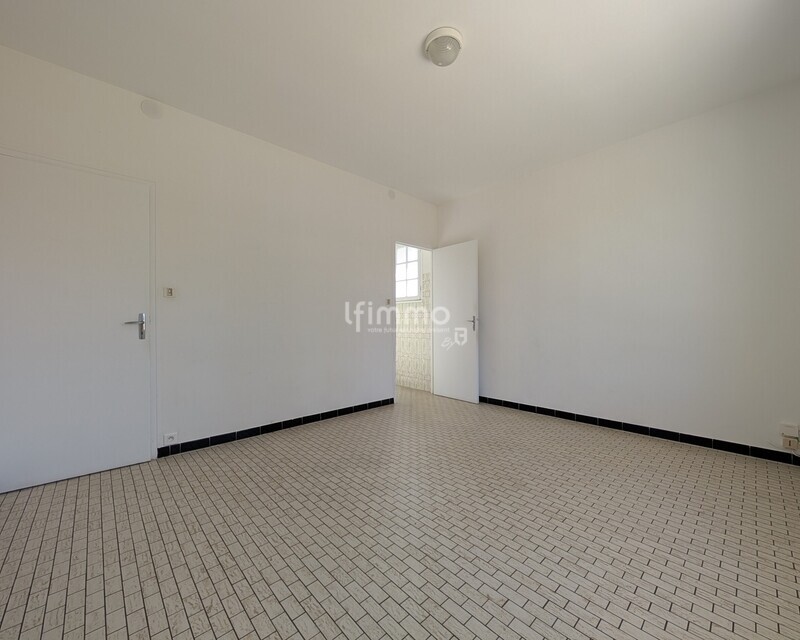 Grande maison familiale ou projet d’investissement  - Pxl 20250429 143149695 2