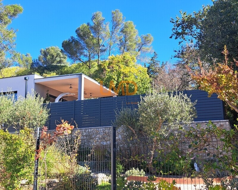 Maison contemporaine-6 pièces-piscine-garage - 20251028 110502