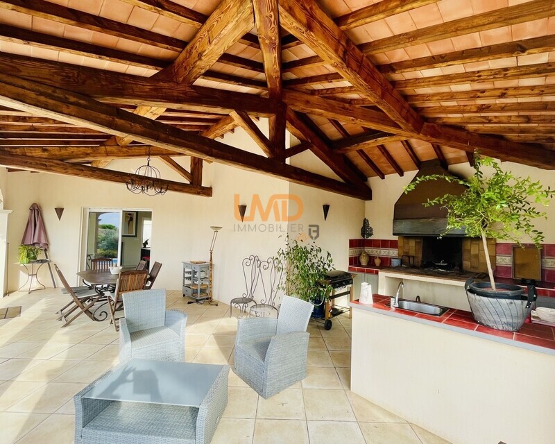 Villa d'exception- piscine, patio et potentiel indépendant - Img 3671