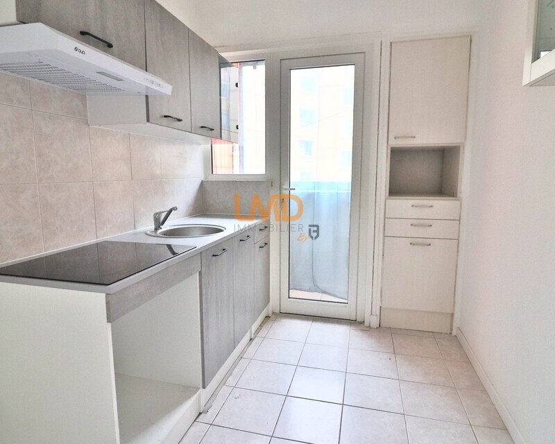 Brignoles: appartement T2 46m2 avec parking - Appartement T3 46m2 Brignoles