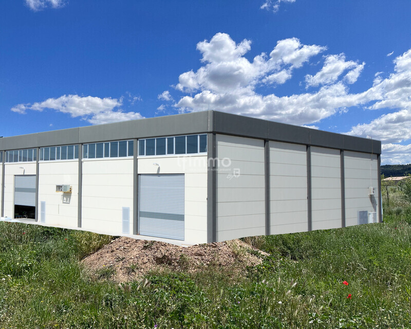 Terrain constructible à usage mixte à Cessenon-sur-Orb - 3