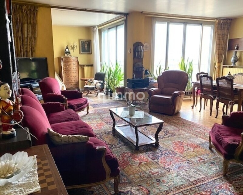 Appartement 4 pièces -107m2 Quartier Bel Air  - Salon salle à manger