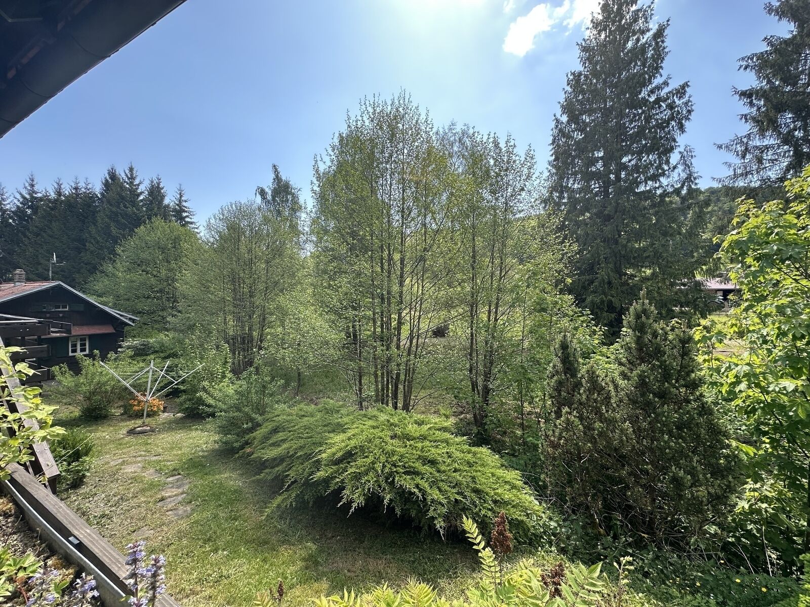 Belle maison au bord de la rivière - Img 5428  002