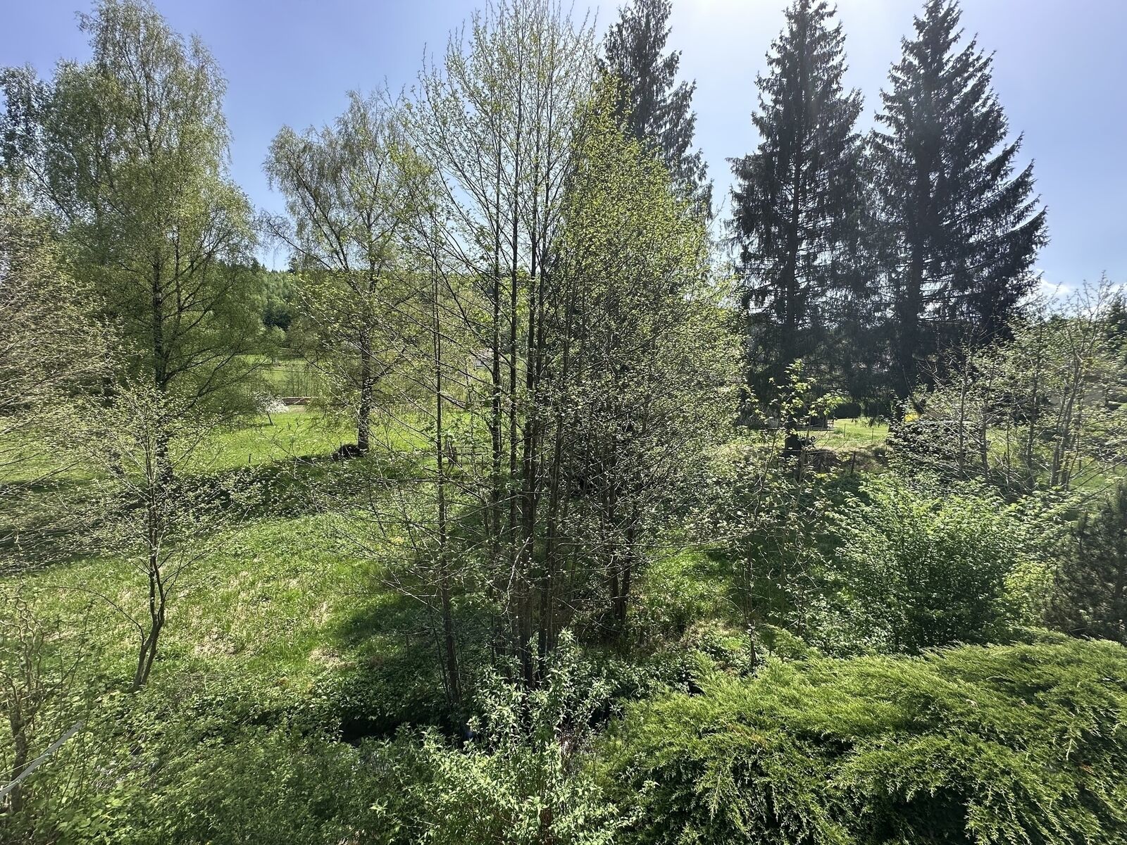 Belle maison au bord de la rivière - Img 5003  002