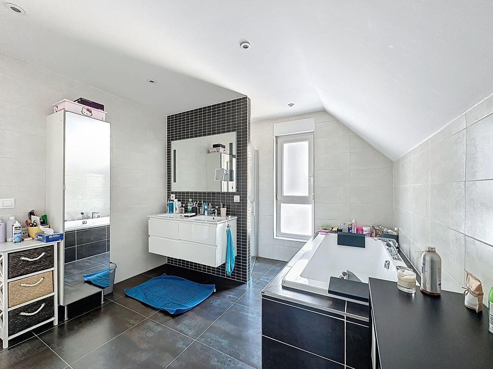 Un vrai havre de paix  - Gougenheim-maison-salle de bains  002