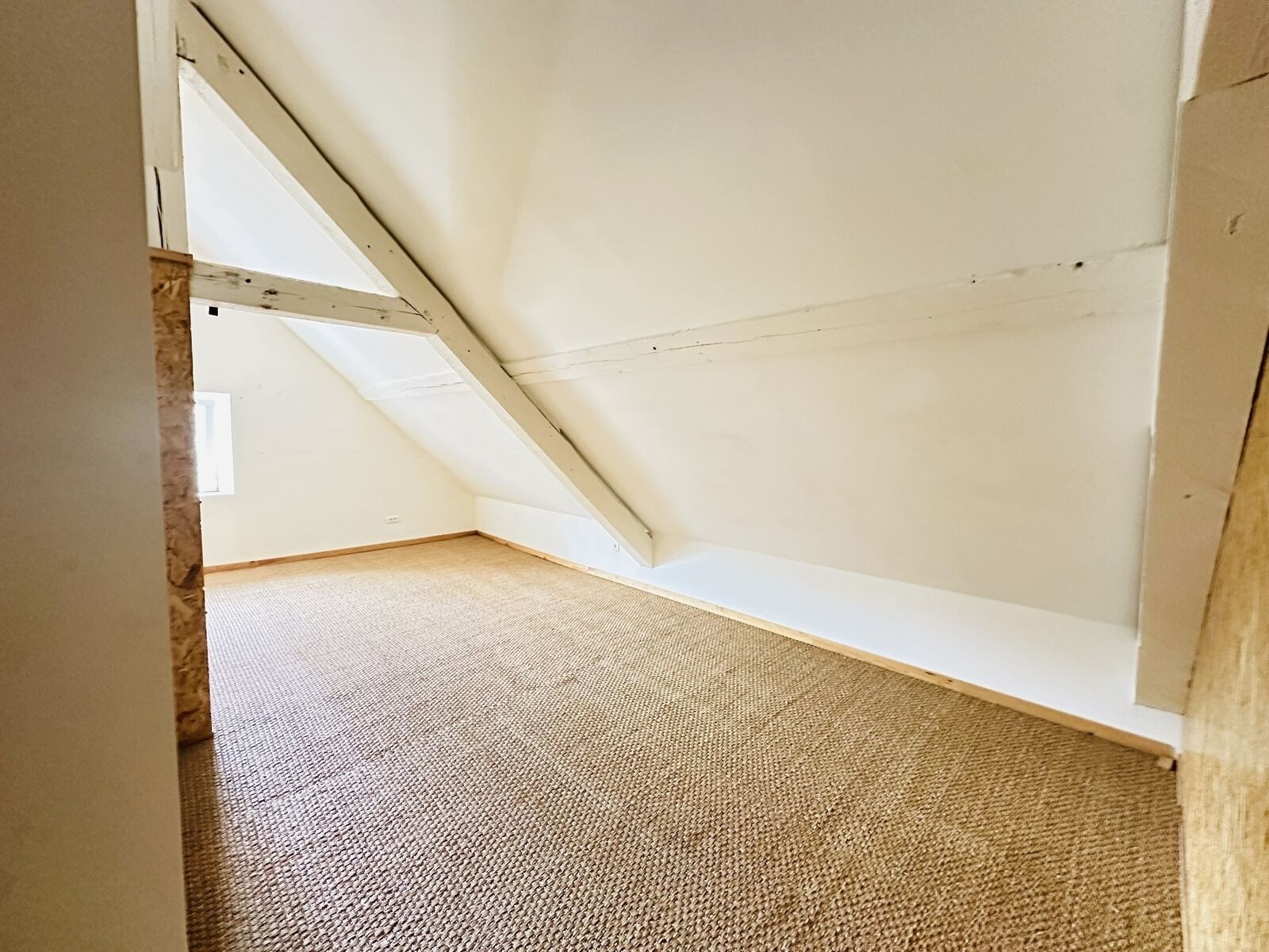 Appartement  avec jardin et parkings - Img 7745  002