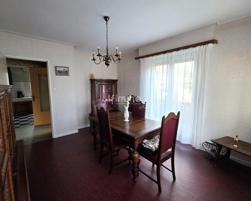 Maison de plain-pied surélevé au fort potentiel - salle à manger