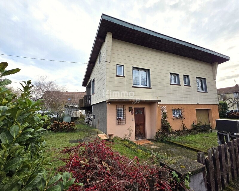 Maison de plain-pied surélevé au fort potentiel - Extérieur avant