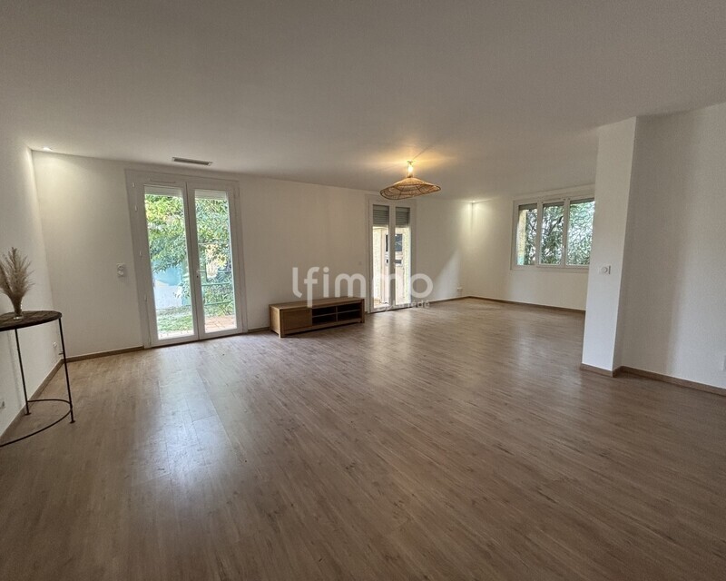 Plain pied 127m² avec 4 chambres - Image00084