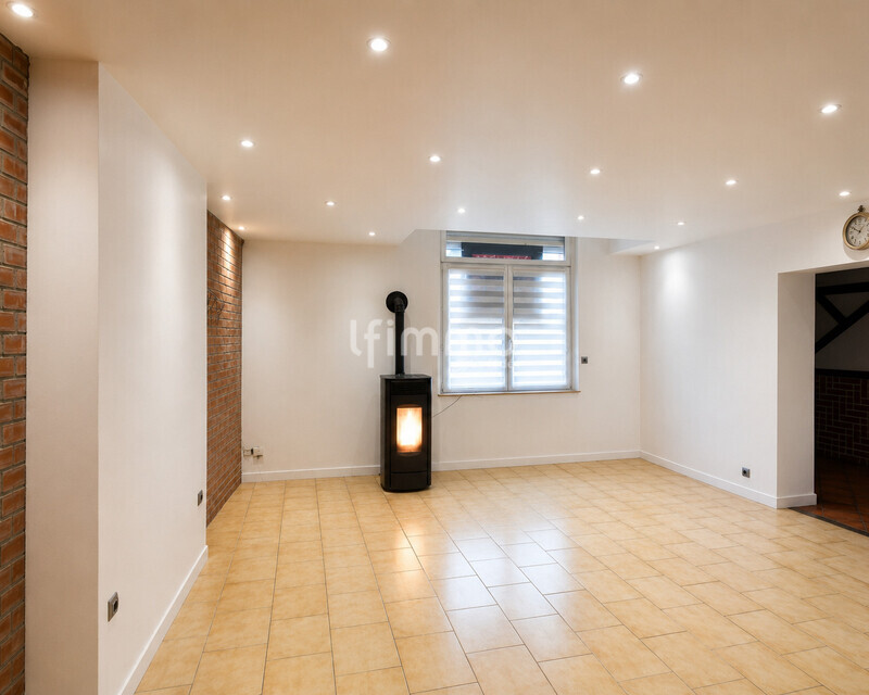 maison familial de 127m2– 3 garage – grenier aménageable - Chatgpt image 24 août 2026  09 19 27