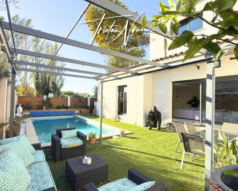 Maison 3 faces de 140 m2 avec 3 suites parentales - piscine - 15