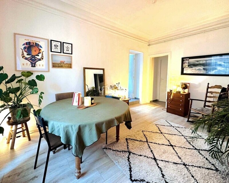 Appartement 3 pièces et bureau - Asnières sur Seine Magenta/ Champs - Salon t3 asnières