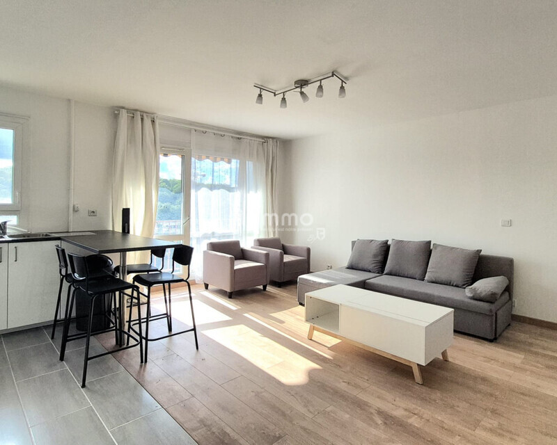 Appartement 4 pièce(s) 3 chambre(s) 82.53 m² Rosny-sous-Bois (93110) - Ledad salon 2