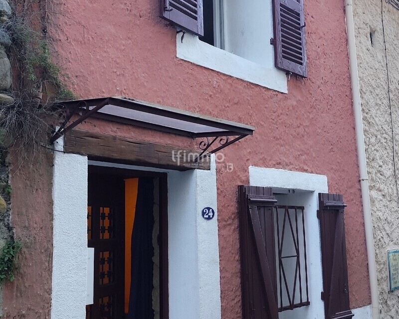 Maison de village 2 chambres + bureau + sous-sol. - 1