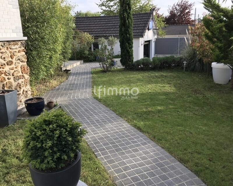 Maison familiale de 185m2 avec 8 pièces - 131177da-4da0-470e-a162-ac1f14ea2bb3