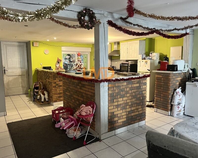 Grand appartement centre ville de decazeville Aveyron - Img 7109