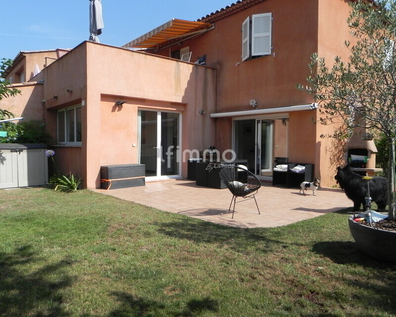 à louer – bas de maison 65 m² – saint-raphaël - Dscn3122